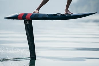 aerofoils-audi-etron-premium-efoil-carbon-fly-on-water