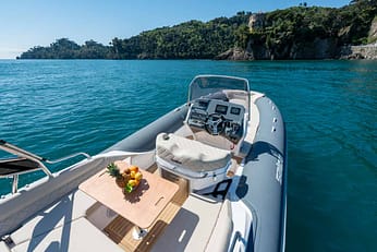 Soleil 24.5 Charter Fleet Portofino Coast_6 catering