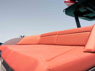 Vanquish VQ40 CAJA TRES Marina Ibiza_25