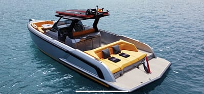 Vanquish VQ40 NO TOMORROW Marina Santa Eulalia_5