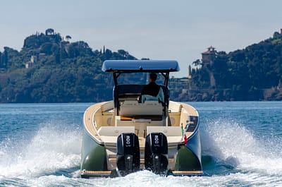 Lipari 31 Charter Fleet Portofino Coast_6 Engines